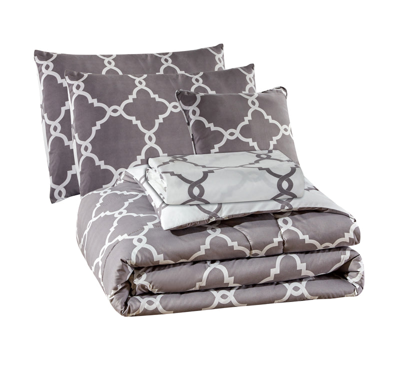 | Quatrefoil Grey