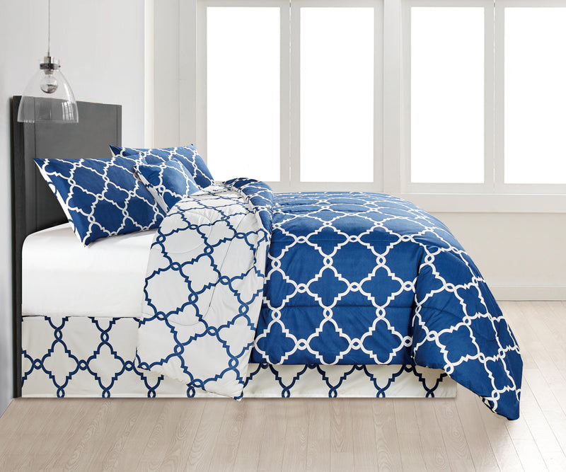 | Quatrefoil Navy