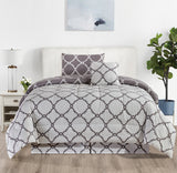 | Quatrefoil Grey