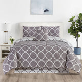 | Quatrefoil Grey